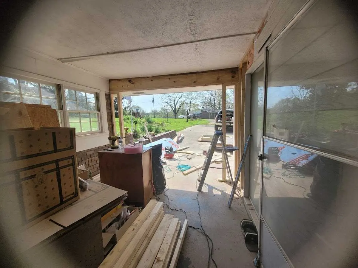 Air movers and dehumidifier for Drying & Dehumidification in Richland